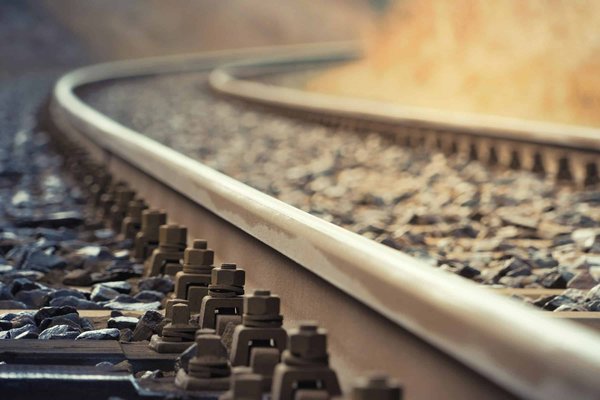 Can AI Improve the Efficiency of Predictive Maintenance in the Rail Industry?